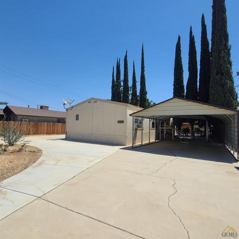 18818 Beech Ave, Shafter, CA 93263 photo 3