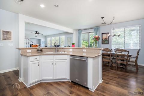 12806 Beechfield Dr, Bakersfield, CA 93312 photo 15