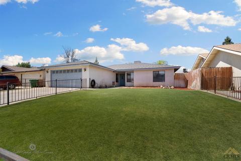 444 E Warren, Bakersfield, CA 93308 photo 2