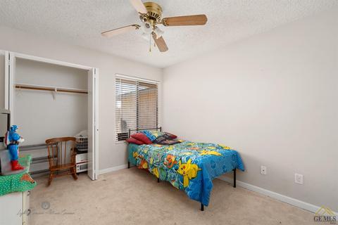 444 E Warren, Bakersfield, CA 93308 photo 11
