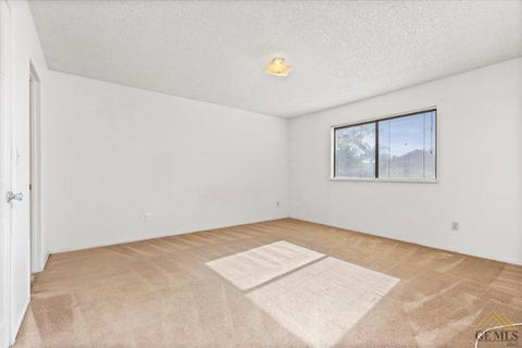 6104 Midas St, Bakersfield, CA 93307 photo 13