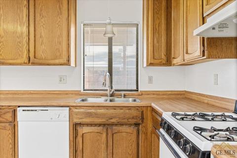 6104 Midas St, Bakersfield, CA 93307 photo 11
