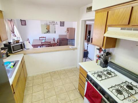 920 Espee St, Bakersfield, CA 93301 photo 14