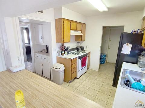 920 Espee St, Bakersfield, CA 93301 photo 13