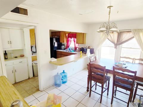 920 Espee St, Bakersfield, CA 93301 photo 17