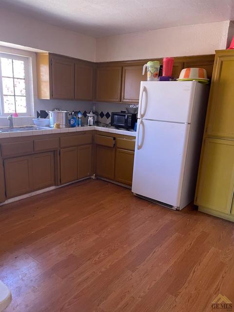 1409 E 10th St, Bakersfield, CA 93307 photo 5