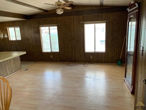 10820 Powers Ave, Weldon, CA 93283 photo 5