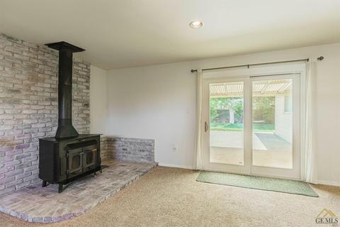 201 Spruce St, Tehachapi, CA 93561 photo 5