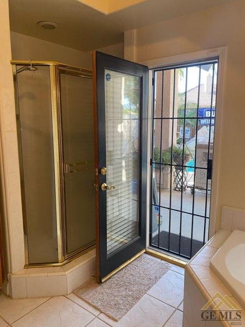4100 Waterfall Canyon Dr, Bakersfield, CA 93313 photo 20