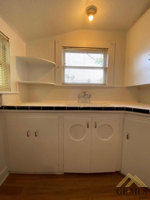 414 B St, Taft, CA 93268 photo 8