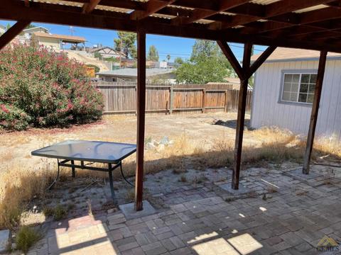 505 Harding Ave, Taft, CA 93268 photo 17