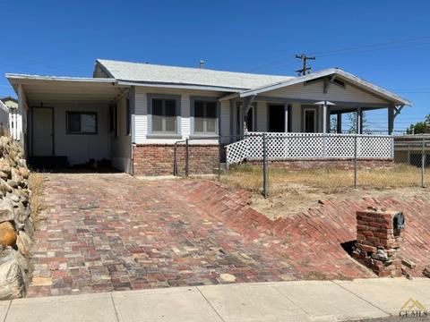505 Harding Ave, Taft, CA 93268 photo 3