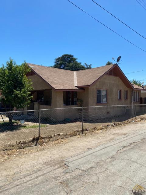 2012 King St, Bakersfield, CA 93305 photo 4