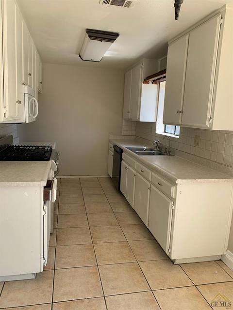 18231 Arosa Rd, Tehachapi, CA 93561 photo 12
