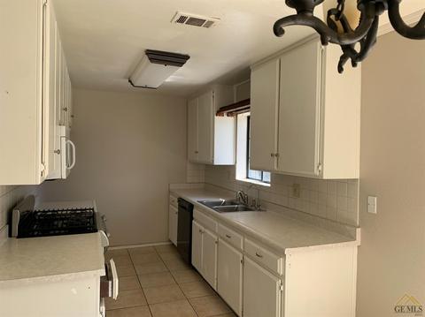 18231 Arosa Rd, Tehachapi, CA 93561 photo 11