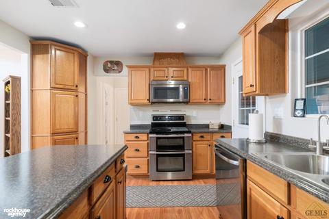 521 Grant Ter, Taft, CA 93268 photo 7
