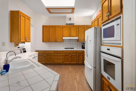 3702 Bathurst Ave, Bakersfield, CA 93313 photo 9