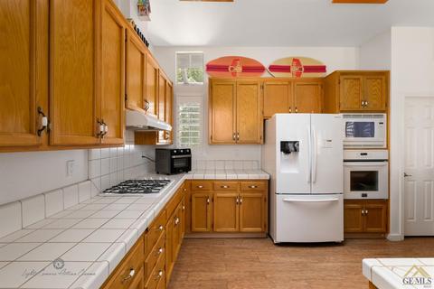3702 Bathurst Ave, Bakersfield, CA 93313 photo 8