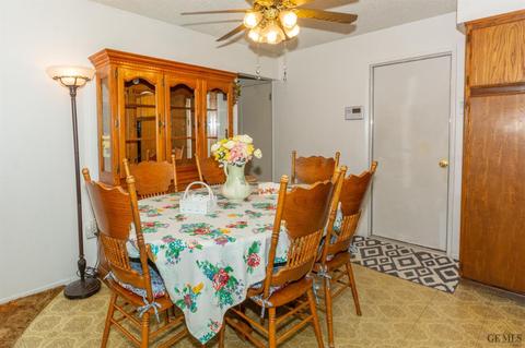 4300 Harris Rd, Bakersfield, CA 93313 photo 9