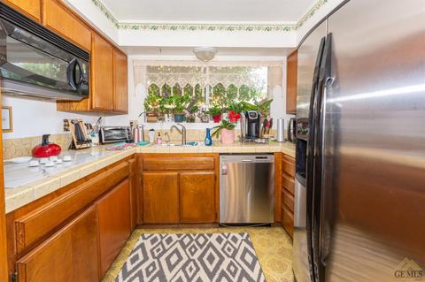 4300 Harris Rd, Bakersfield, CA 93313 photo 7