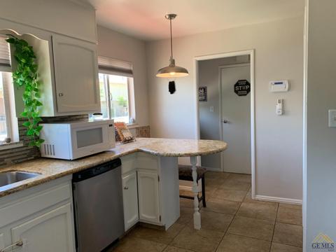 717 5th St, Taft, CA 93268 photo 11