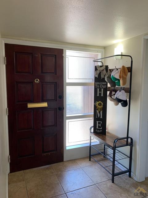 717 5th St, Taft, CA 93268 photo 9
