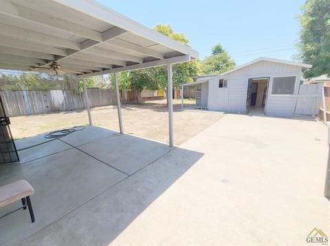 8321 Bernard Ave, Lamont, CA 93241 photo 23