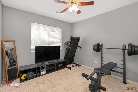 4801 Silver Mountain Ct, Bakersfield, CA 93311 photo 11