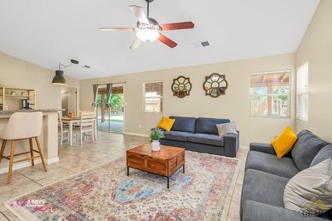 4801 Silver Mountain Ct, Bakersfield, CA 93311 photo 3