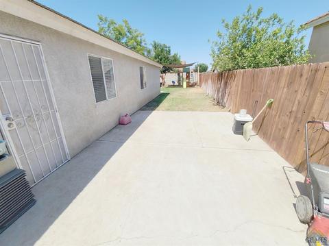 6809 Windchime Ct, Bakersfield, CA 93313 photo 31