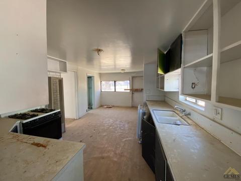 133 Oak St, Taft, CA 93268 photo 11