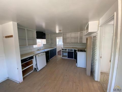 133 Oak St, Taft, CA 93268 photo 10