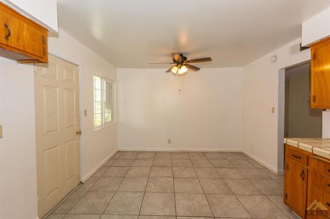 205 Ash St, Taft, CA 93268 photo 11