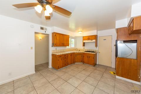 205 Ash St, Taft, CA 93268 photo 8