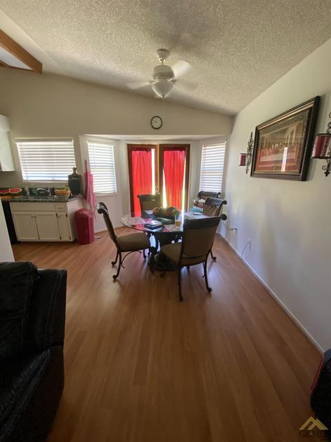 1024 Eubanks Ave, Bakersfield, CA 93307 photo 3