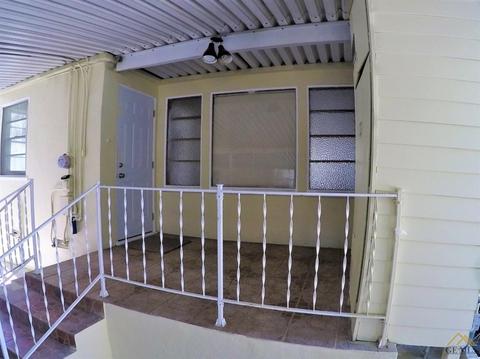 106 E Lucard St, Taft, CA 93268 photo 15