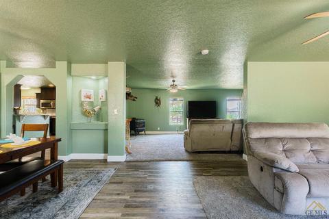 18061 Hambletonian Dr, Tehachapi, CA 93561 photo 8