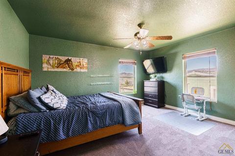 18061 Hambletonian Dr, Tehachapi, CA 93561 photo 32