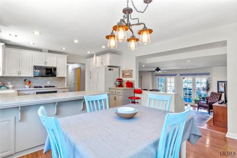 24020 Jacaranda, Tehachapi, CA 93561 photo 10