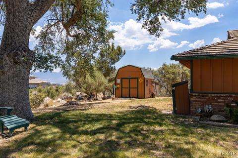 24020 Jacaranda, Tehachapi, CA 93561 photo 28