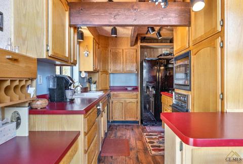 25521 Paramount, Tehachapi, CA 93561 photo 5