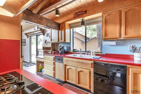25521 Paramount, Tehachapi, CA 93561 photo 12