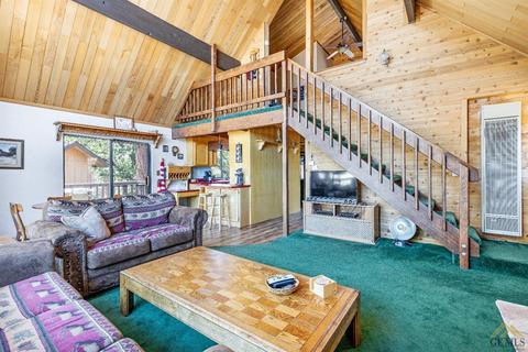 25521 Paramount, Tehachapi, CA 93561 photo 9