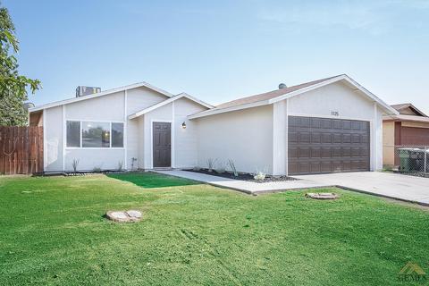 1125 Iris St, Wasco, CA 93280 photo 2