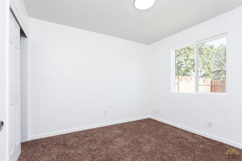1125 Iris St, Wasco, CA 93280 photo 16