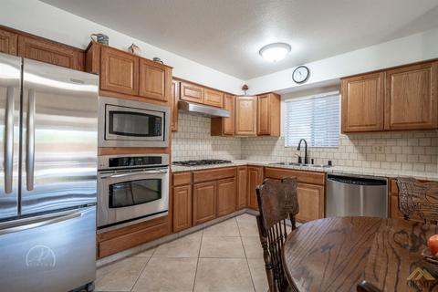 6012 Highlander St, Bakersfield, CA 93306 photo 11