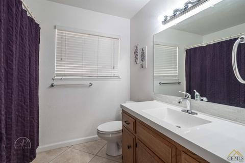 6012 Highlander St, Bakersfield, CA 93306 photo 13