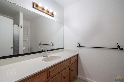 6012 Highlander St, Bakersfield, CA 93306 photo 17