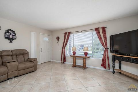 6012 Highlander St, Bakersfield, CA 93306 photo 7