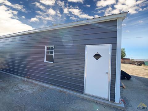 27596 Maple St, Taft, CA 93268 photo 32
